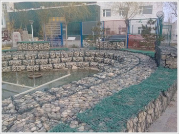 ���̰���